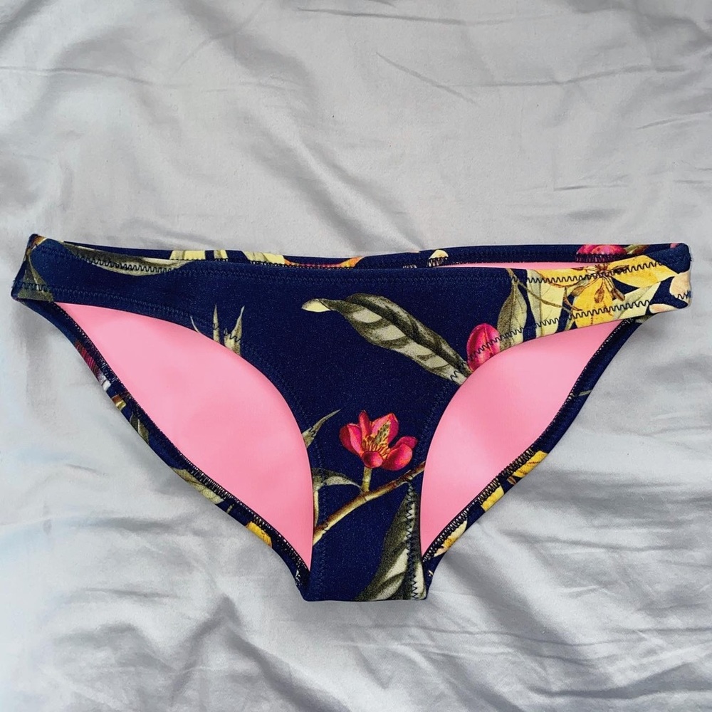 triangl confetti garden midnight delight bottoms